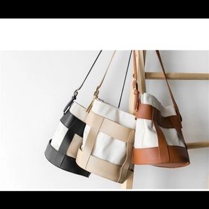 🦋Crossbody bucket bag 💼